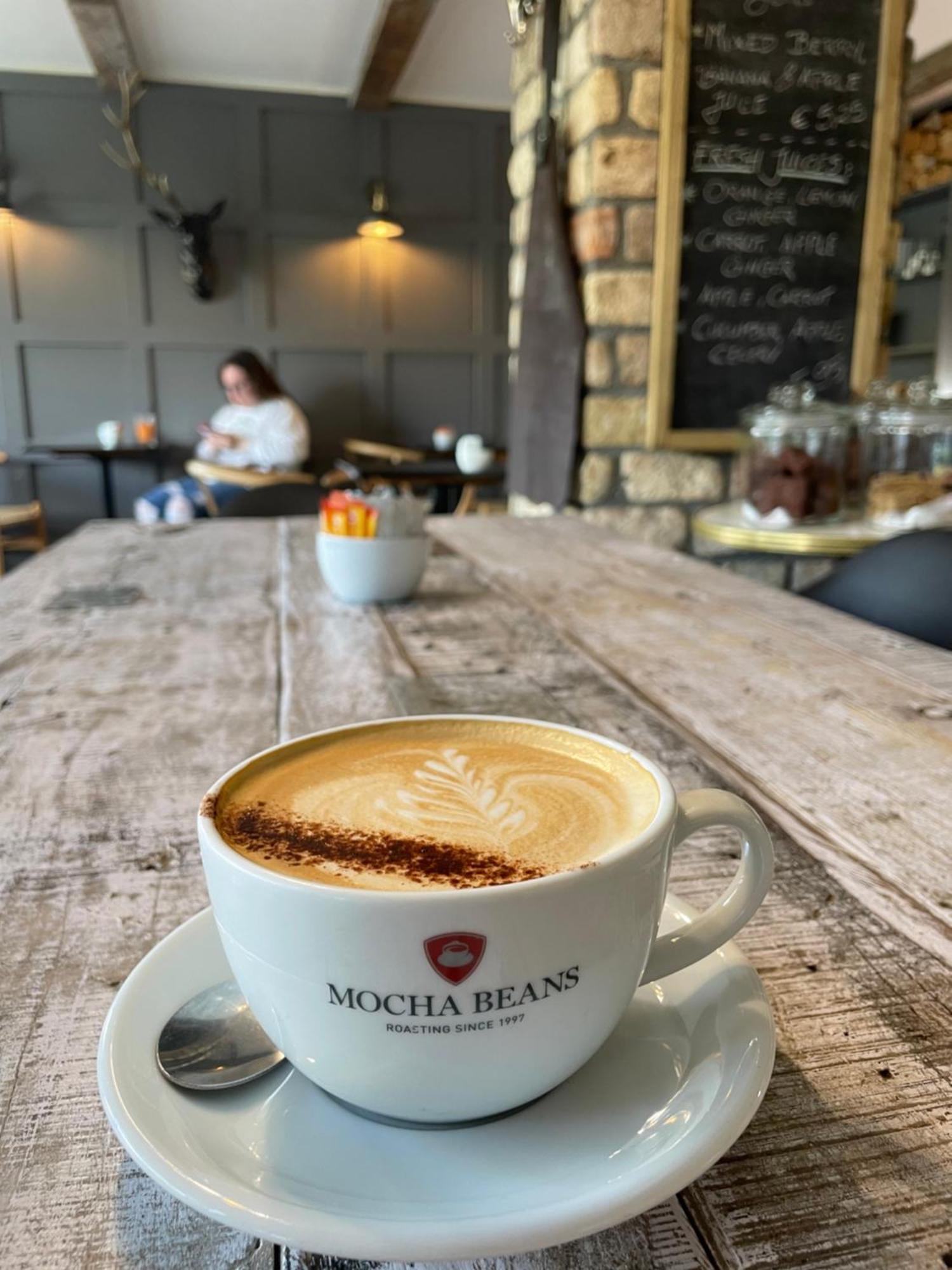 Bed and Breakfast Mocha Newcastle Голуэй Экстерьер фото