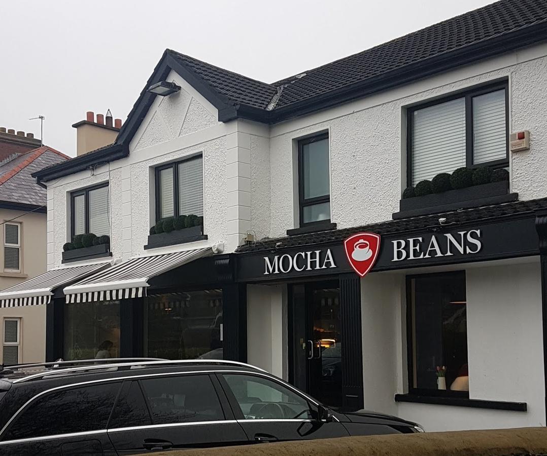 Bed and Breakfast Mocha Newcastle Голуэй Экстерьер фото